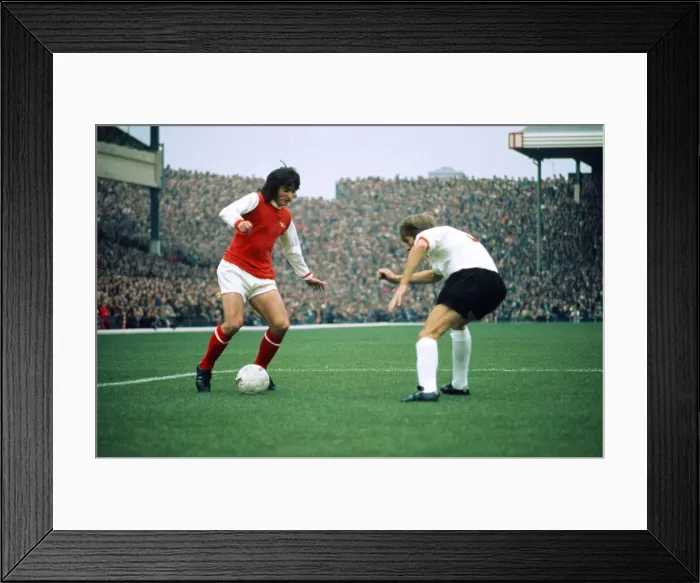 Framed Print : English League Division One match at Highbury. Arsenal 0 v Liverpool 0 Framed Print : English League Division One match at Highbury. Arsenal 0 v Liverpool 0
