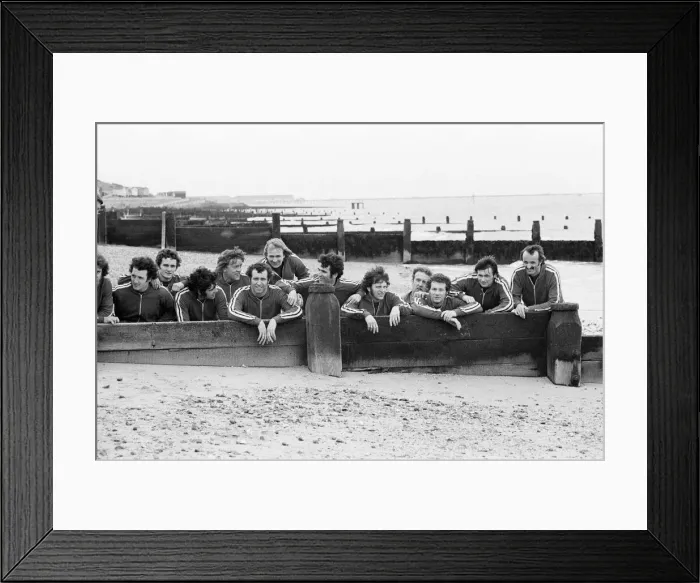 Framed Print : Southampton FC in training at Frinton Lodge Hotel, Frinton, Essex, 31st March 1976