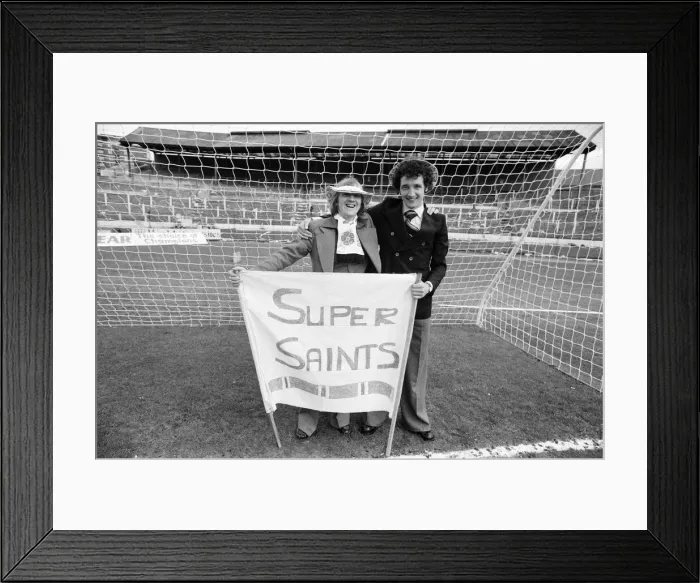 Framed Print : Southampton 2-0 Crystal Palace. FA Cup Semi Final. Saturday 3rd April 1976 Framed Print : Southampton 2-0 Crystal Palace. FA Cup Semi Final. Saturday 3rd April 1976