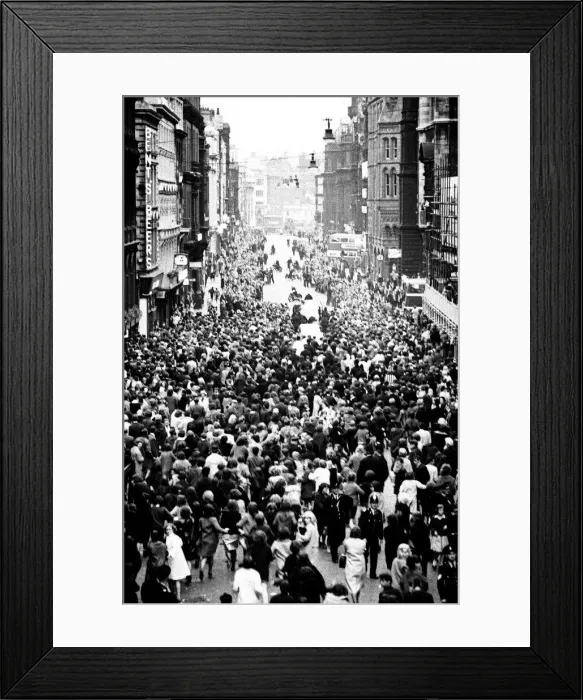 Framed Print : Northern Premier of A Hard Days Night'. Fans line up along the streets in Framed Print : Northern Premier of A Hard Days Night'. Fans line up along the streets in