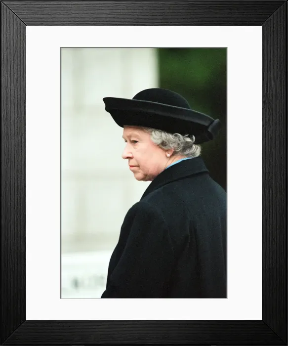 Framed Print : Royal Family, Balmoral Estate, Scotland, 5th September 1997 Framed Print : Royal Family, Balmoral Estate, Scotland, 5th September 1997