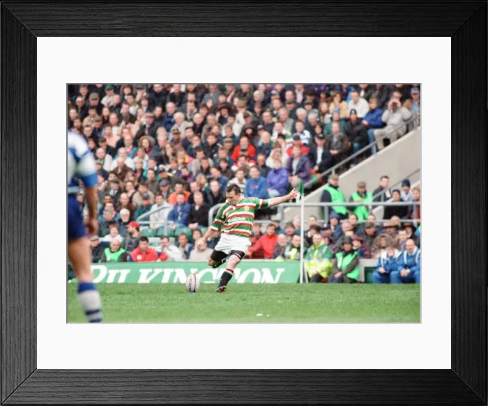 Framed Print : Leicester v Sale, The Pilkington Cup Final at Twickenham, Saturday 10th May 1997 Framed Print : Leicester v Sale, The Pilkington Cup Final at Twickenham, Saturday 10th May 1997