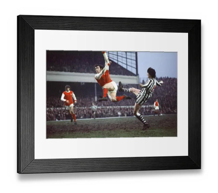 Framed Print : English League Division One match at Highbury. Arsenal 2 v Newcastle United 2 Framed Print : English League Division One match at Highbury. Arsenal 2 v Newcastle United 2