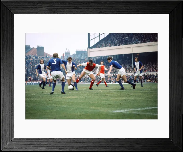 Framed Print : English League Division One match at Highbury. Arsenal 1 v Birmingham City 0 Framed Print : English League Division One match at Highbury. Arsenal 1 v Birmingham City 0