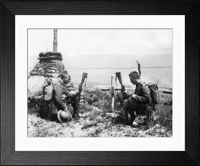 Framed Print : Two soldiers pay tribute by the grave of a fallen comrade on leaving the front line Framed Print : Two soldiers pay tribute by the grave of a fallen comrade on leaving the front line