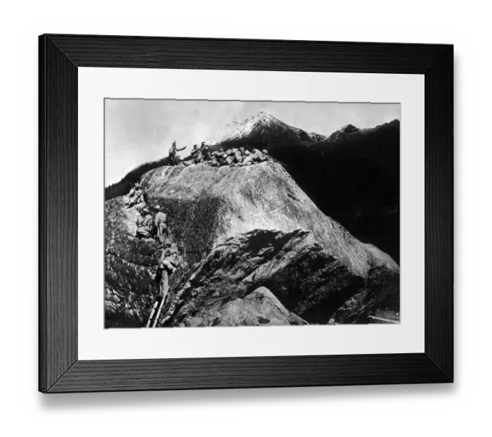 Framed Print : Austrians defending a mountain outpost in the Izonzo district Framed Print : Austrians defending a mountain outpost in the Izonzo district