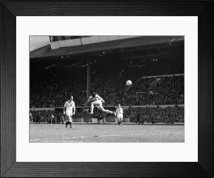 Framed Print : Celtic 3-1 Airdrie, Scottish FACup Final, Hampden Park, Glasgow, Scotland Framed Print : Celtic 3-1 Airdrie, Scottish FACup Final, Hampden Park, Glasgow, Scotland