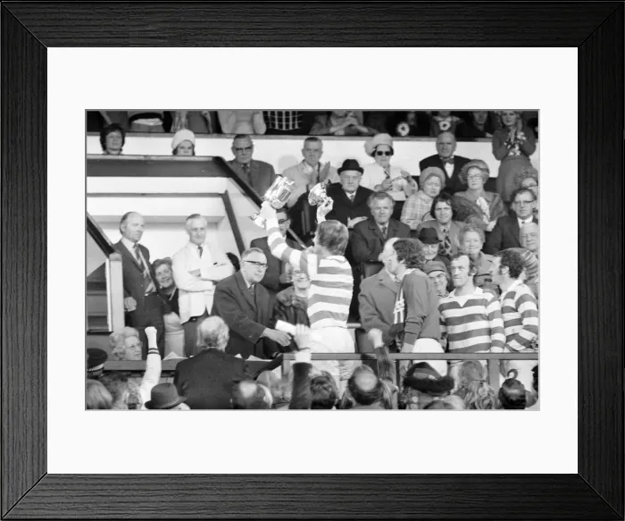 Framed Print : Celtic 3-1 Airdrie, Scottish FACup Final, Hampden Park, Glasgow, Scotland Framed Print : Celtic 3-1 Airdrie, Scottish FACup Final, Hampden Park, Glasgow, Scotland