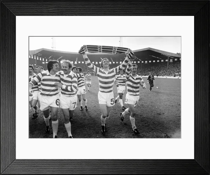 Framed Print : Celtic 3-1 Airdrie, Scottish FACup Final, Hampden Park, Glasgow, Scotland