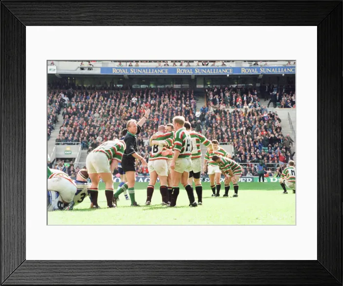 Framed Print : Leicester v Sale, The Pilkington Cup Final at Twickenham, Saturday 10th May 1997 Framed Print : Leicester v Sale, The Pilkington Cup Final at Twickenham, Saturday 10th May 1997