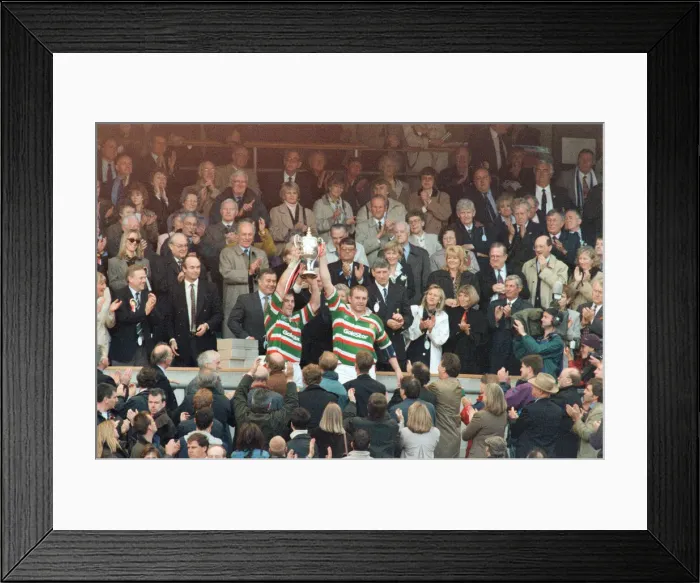 Framed Print : Leicester v Sale, The Pilkington Cup Final at Twickenham, Saturday 10th May 1997