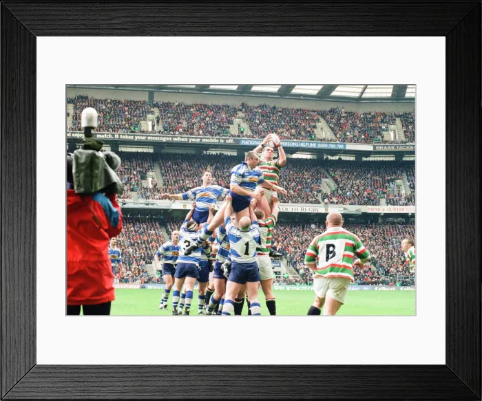 Framed Print : Leicester v Sale, The Pilkington Cup Final at Twickenham, Saturday 10th May 1997 Framed Print : Leicester v Sale, The Pilkington Cup Final at Twickenham, Saturday 10th May 1997