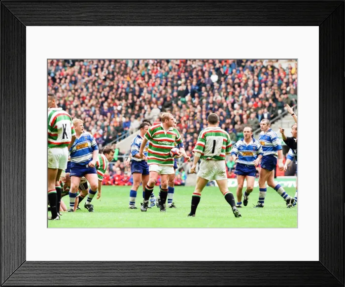 Framed Print : Leicester v Sale, The Pilkington Cup Final at Twickenham, Saturday 10th May 1997 Framed Print : Leicester v Sale, The Pilkington Cup Final at Twickenham, Saturday 10th May 1997