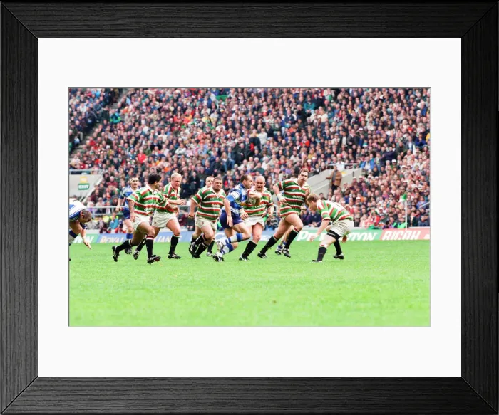 Framed Print : Leicester v Sale, The Pilkington Cup Final at Twickenham, Saturday 10th May 1997 Framed Print : Leicester v Sale, The Pilkington Cup Final at Twickenham, Saturday 10th May 1997
