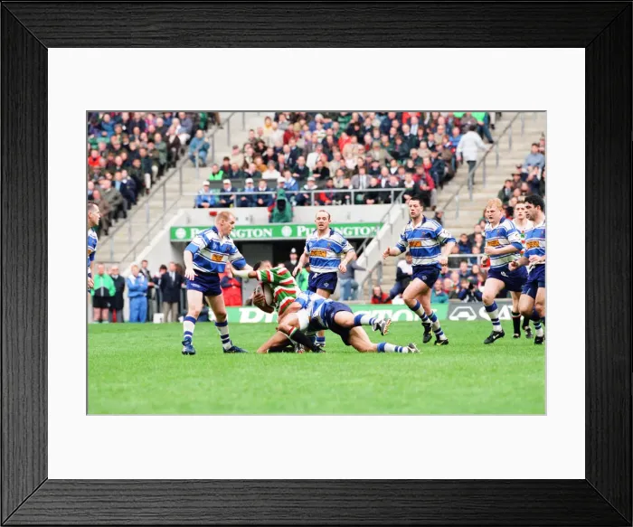 Framed Print : Leicester v Sale, The Pilkington Cup Final at Twickenham, Saturday 10th May 1997 Framed Print : Leicester v Sale, The Pilkington Cup Final at Twickenham, Saturday 10th May 1997