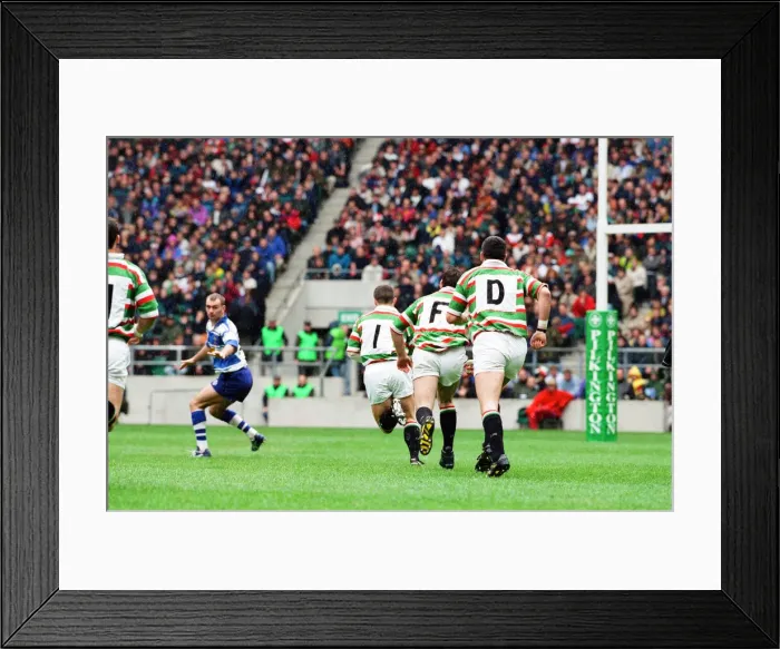 Framed Print : Leicester v Sale, The Pilkington Cup Final at Twickenham, Saturday 10th May 1997 Framed Print : Leicester v Sale, The Pilkington Cup Final at Twickenham, Saturday 10th May 1997