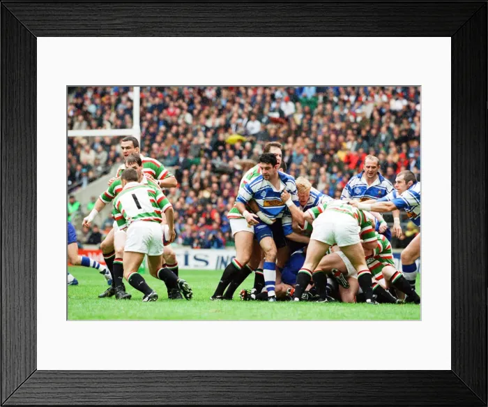 Framed Print : Leicester v Sale, The Pilkington Cup Final at Twickenham, Saturday 10th May 1997 Framed Print : Leicester v Sale, The Pilkington Cup Final at Twickenham, Saturday 10th May 1997