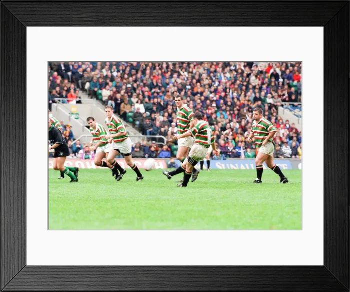 Framed Print : Leicester v Sale, The Pilkington Cup Final at Twickenham, Saturday 10th May 1997 Framed Print : Leicester v Sale, The Pilkington Cup Final at Twickenham, Saturday 10th May 1997
