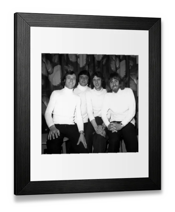 Framed Print : The Sunday Sun Jack Of Clubs Roadshow at The Coxlodge and Gosforth Social Club 30 May
