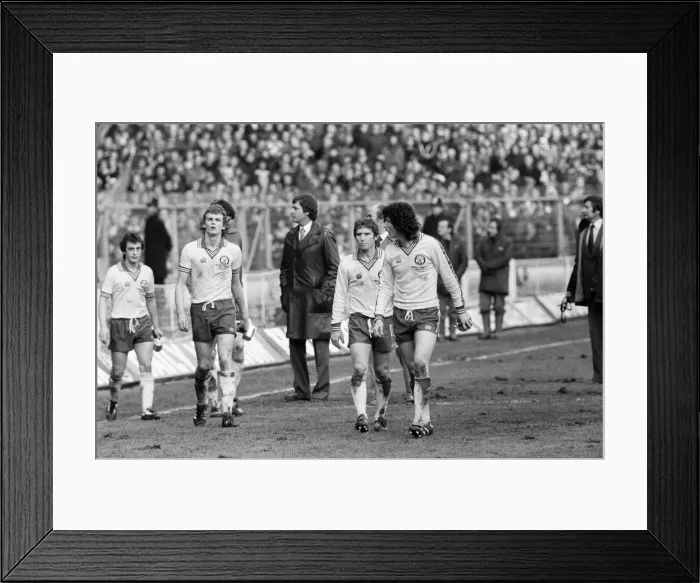 Framed Print : Nottingham Forest v Southampton, League Cup Final at Wembley Stadium Framed Print : Nottingham Forest v Southampton, League Cup Final at Wembley Stadium