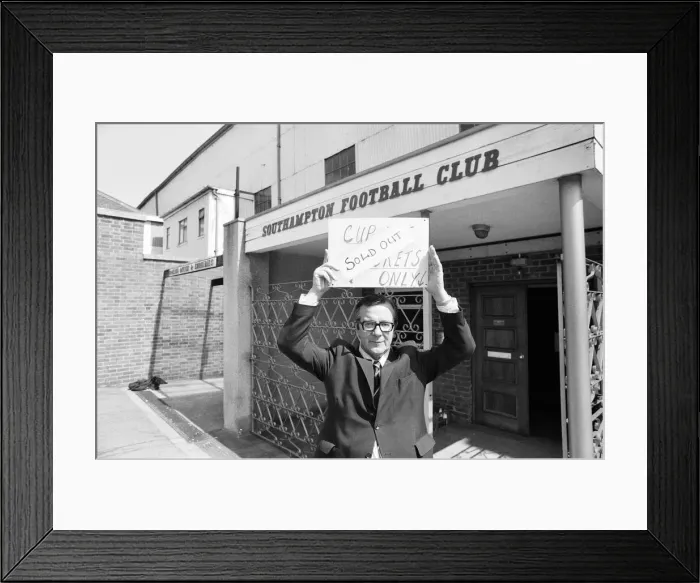 Framed Print : Southampton Players. FA Cup Feature. 26th April 1976 Framed Print : Southampton Players. FA Cup Feature. 26th April 1976