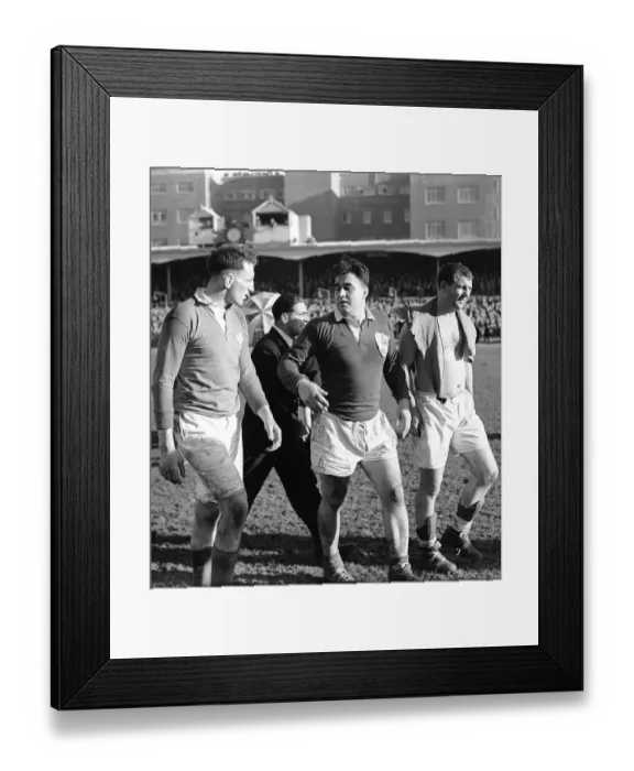 Framed Print : Players walk off the pitch at the end of the Wales v France five nation championship