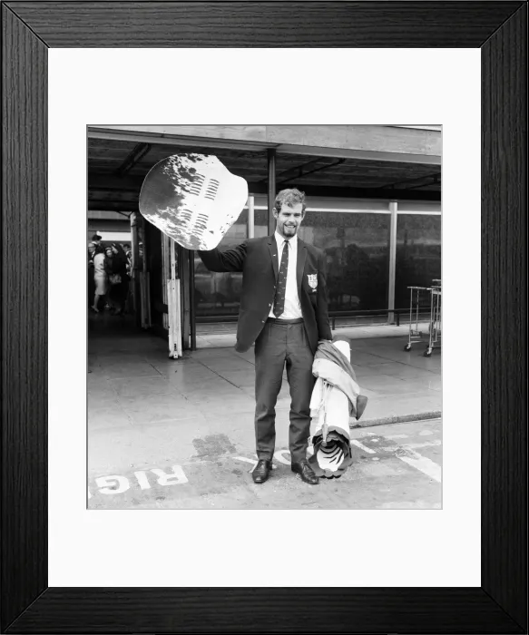 Framed Print : British Lions Rugby team at Heathrow following their tour of South Africa
