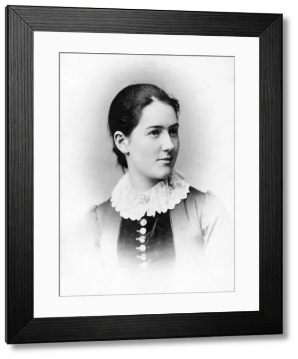 Framed Print : British nurse and patriot Edith Cavell. She is celebrated for saving the lives of Framed Print : British nurse and patriot Edith Cavell. She is celebrated for saving the lives of
