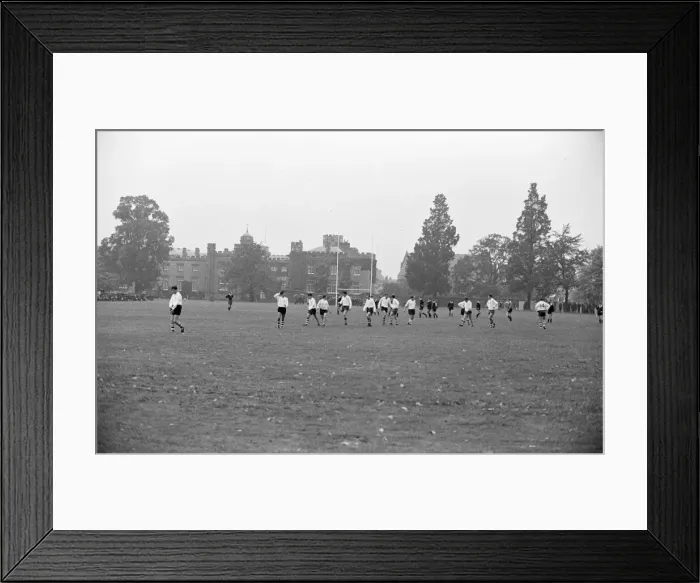 Framed Print : Warwick v London Wasps, Rugby Union match at Rugby School, Rugby, Warwickshire Framed Print : Warwick v London Wasps, Rugby Union match at Rugby School, Rugby, Warwickshire