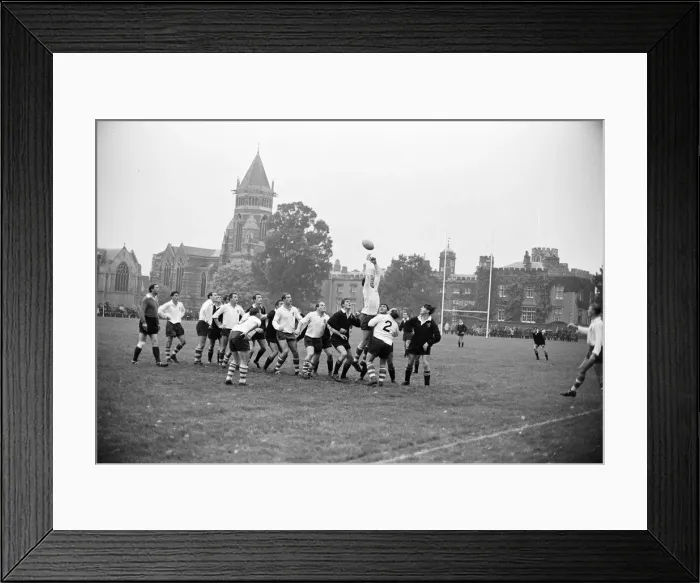 Framed Print : Warwick v London Wasps, Rugby Union match at Rugby School, Rugby, Warwickshire