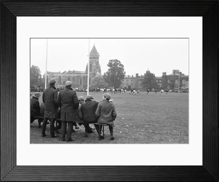 Framed Print : Warwick v London Wasps, Rugby Union match at Rugby School, Rugby, Warwickshire Framed Print : Warwick v London Wasps, Rugby Union match at Rugby School, Rugby, Warwickshire