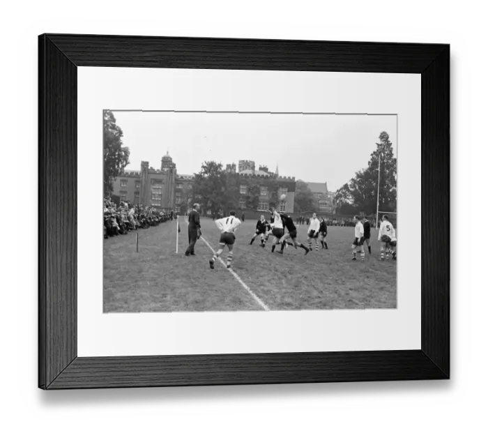 Framed Print : Warwick v London Wasps, Rugby Union match at Rugby School, Rugby, Warwickshire Framed Print : Warwick v London Wasps, Rugby Union match at Rugby School, Rugby, Warwickshire