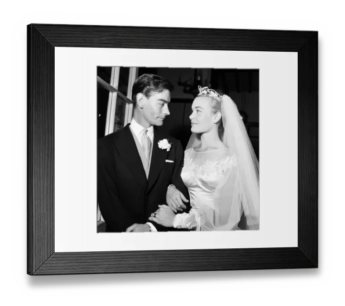 Framed Print : Shirley Eaton, TV and Film Actress aged 21, wedding to Colin Lenton Rowe aged 27