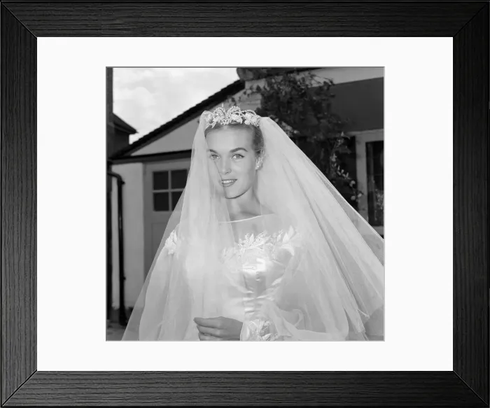 Framed Print : Shirley Eaton, TV and Film Actress aged 21, wedding to Colin Lenton Rowe aged 27 Framed Print : Shirley Eaton, TV and Film Actress aged 21, wedding to Colin Lenton Rowe aged 27