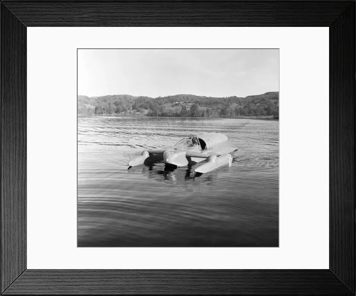 Framed Print : Donald Campbell, at Coniston Water, 7th November 1957. Donald Campbell