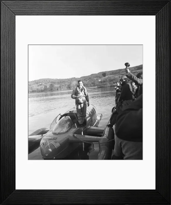 Framed Print : Donald Campbell, at Coniston Water, 7th November 1957. Donald Campbell