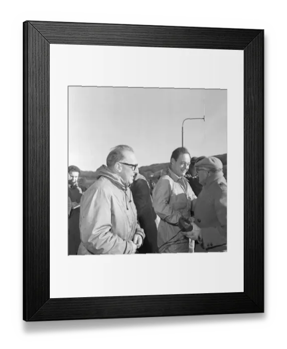 Framed Print : Donald Campbell, at Coniston Water, 7th November 1957. Donald Campbell Framed Print : Donald Campbell, at Coniston Water, 7th November 1957. Donald Campbell