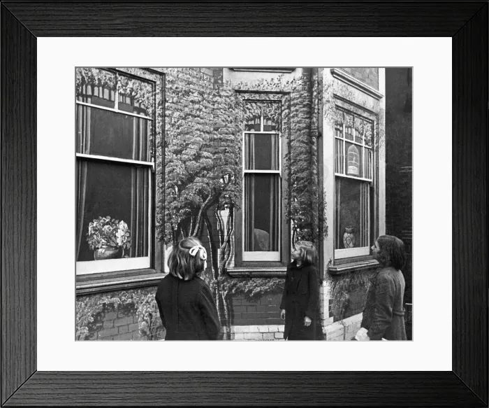 Framed Print : An artistic blackout in a Brixton house during the Second World War, 16th November 1939 Framed Print : An artistic blackout in a Brixton house during the Second World War, 16th November 1939