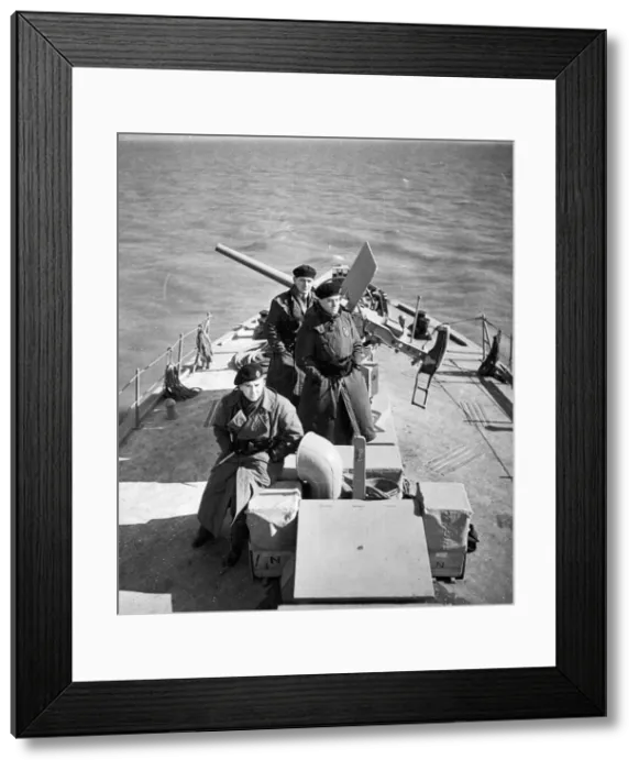 Framed Print : Members of an East Anglian Coatal Post of the Royal Observer Corps accept an invitation Framed Print : Members of an East Anglian Coatal Post of the Royal Observer Corps accept an invitation