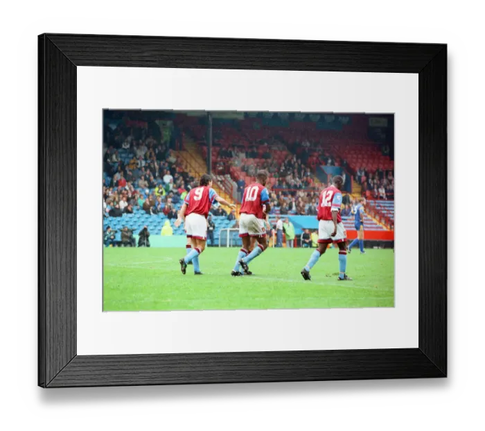 Framed Print : Wimbledon 2-3 Aston Villa, league match at Plough Lane, Saturday 3rd October 1992 Framed Print : Wimbledon 2-3 Aston Villa, league match at Plough Lane, Saturday 3rd October 1992