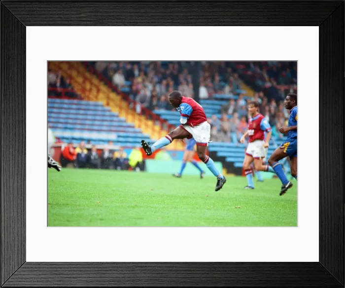 Framed Print : Wimbledon 2-3 Aston Villa, league match at Plough Lane, Saturday 3rd October 1992 Framed Print : Wimbledon 2-3 Aston Villa, league match at Plough Lane, Saturday 3rd October 1992