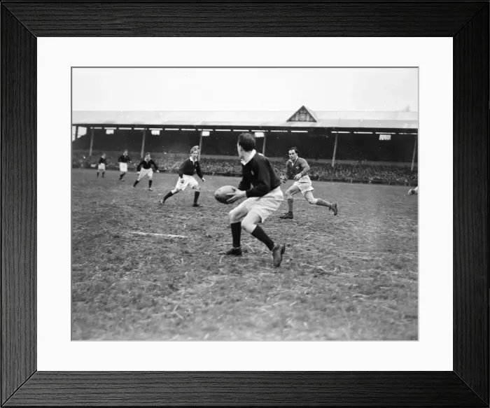 Framed Print : Action from the Wales v Scotland Home Nations Championship held at St Helens Ground