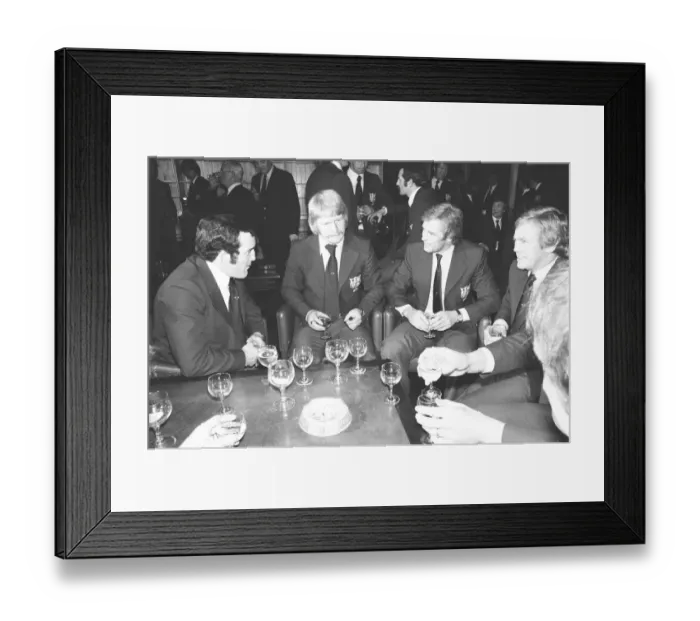 Framed Print : Phil Bennett at the International Sports Writers Club in Great Russell Street
