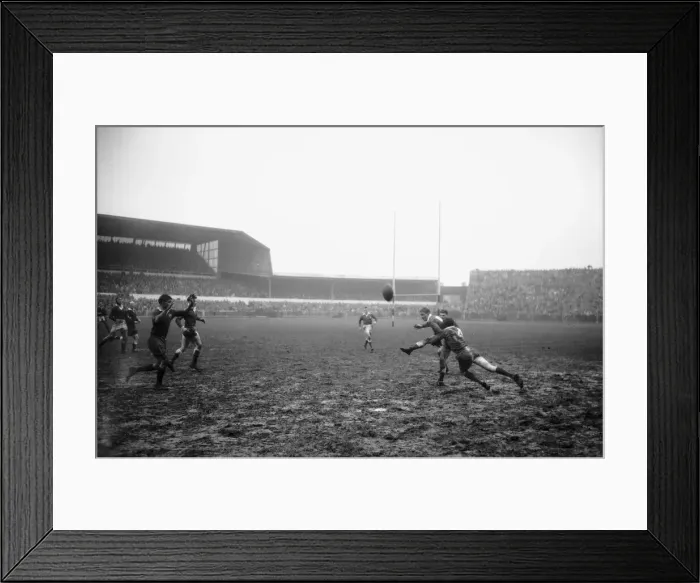 Framed Print : Action from the Wales v Ireland Five Nations match at Cardiff Arms Park