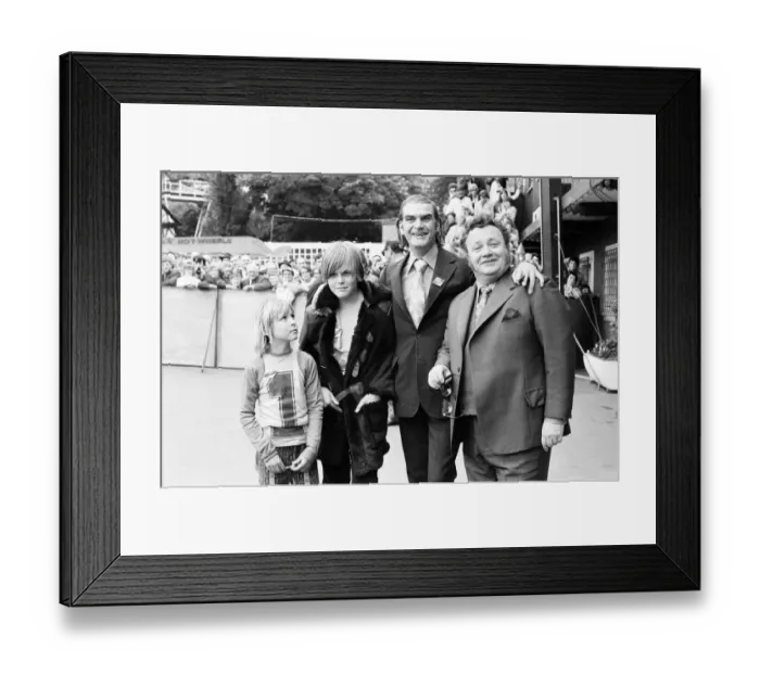 Framed Print : Variety Club Star Gala at Battersea Park Festival Gardens, 12th April 1971 Framed Print : Variety Club Star Gala at Battersea Park Festival Gardens, 12th April 1971