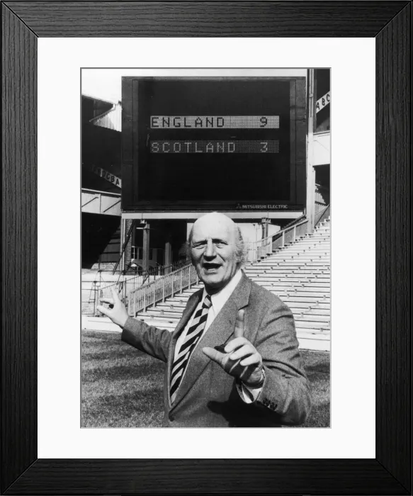 Framed Print : Although strictly amateur on the field, Rugby Union has adopted some professional Framed Print : Although strictly amateur on the field, Rugby Union has adopted some professional
