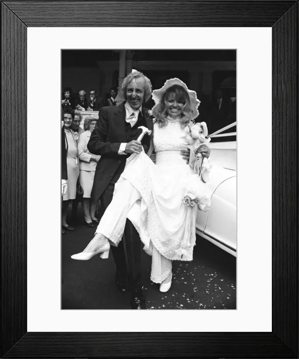 Framed Print : Bob Grant, Wedding Day, 1st October 1971. Bob Grant, actor weds Kim Benwell Framed Print : Bob Grant, Wedding Day, 1st October 1971. Bob Grant, actor weds Kim Benwell