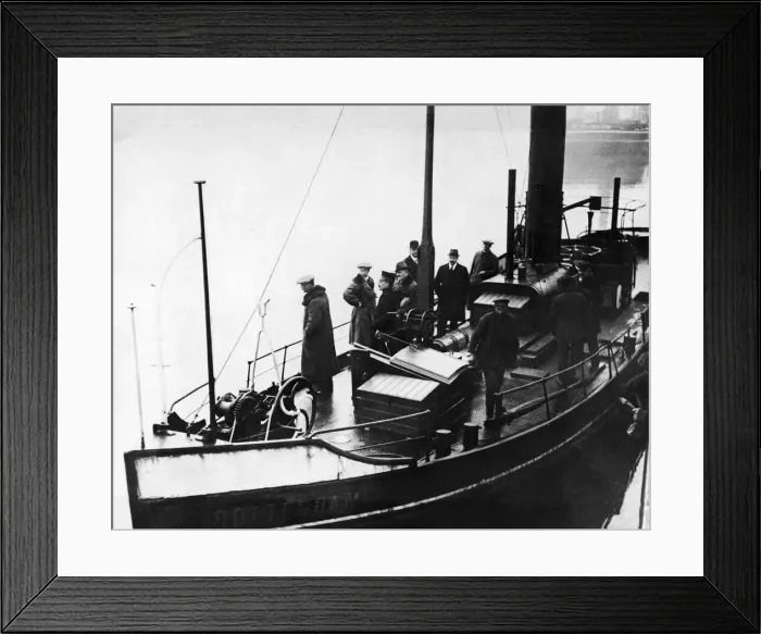 Framed Print : German Ex-Crown Prince Wilhelm seen here in exile in Holland. 28th November 1918 Framed Print : German Ex-Crown Prince Wilhelm seen here in exile in Holland. 28th November 1918