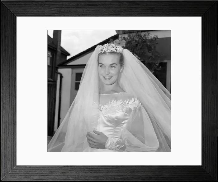 Framed Print : Shirley Eaton, TV and Film Actress aged 21, wedding to Colin Lenton Rowe aged 27 Framed Print : Shirley Eaton, TV and Film Actress aged 21, wedding to Colin Lenton Rowe aged 27