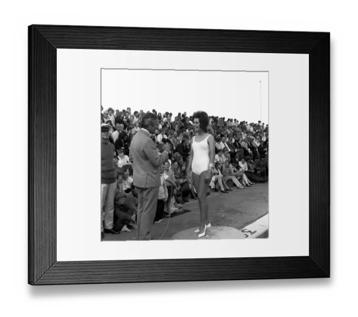 Framed Print : The Miss Tyne Tees Television beauty contest at Tynemouth Open Air Swimming Pool 24 July